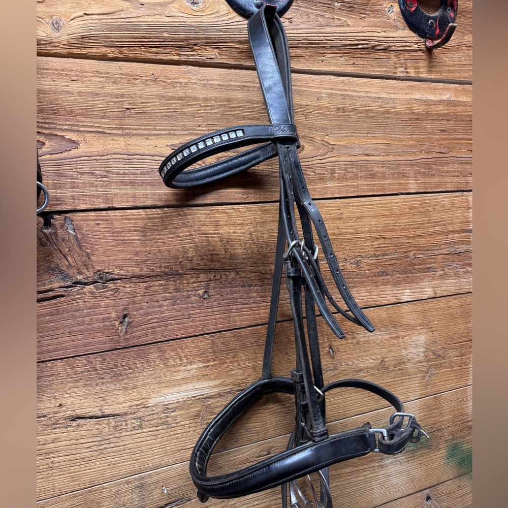 Black dressage schooling bridle, Full size crown Kieffer, Vespucci brow band
